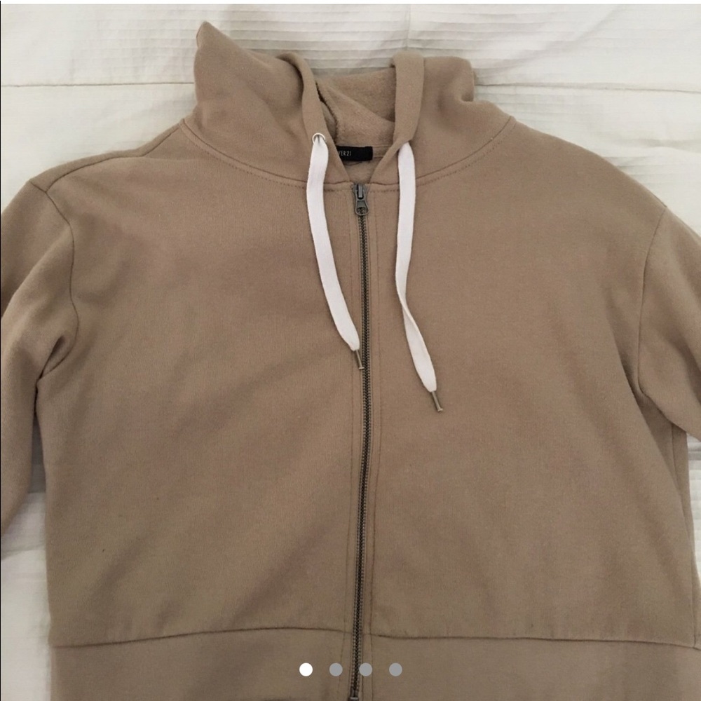 Zip up hoodies - Picture 2 of 3